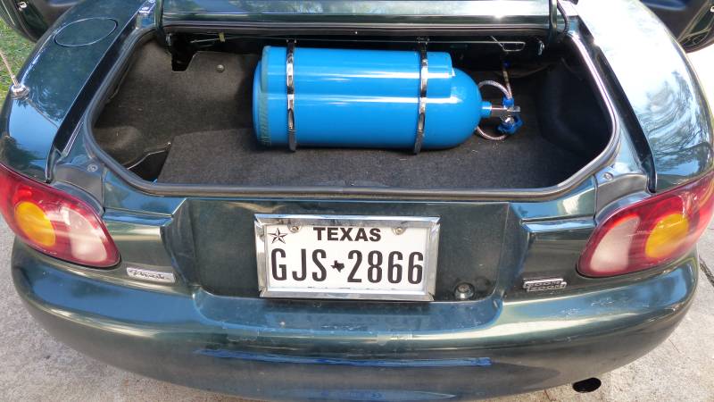 Bazooka sub-woofer