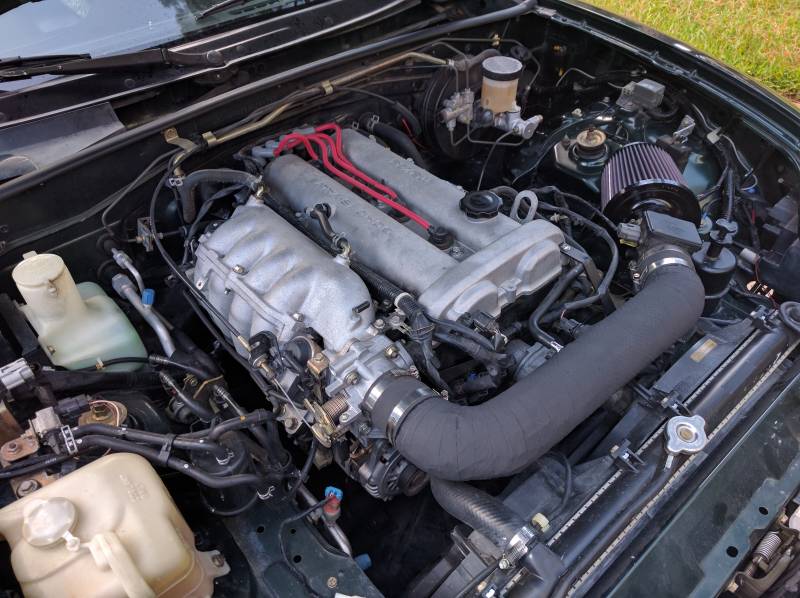 Engine after installing head shields