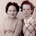 19xx Shirley & Gloria Kisinger 02